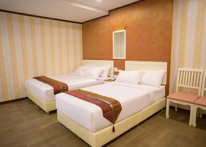 J&y Latphrao 35 Hotel Bangkok