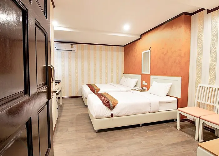 Hotel J&y Latphrao 35 3*
